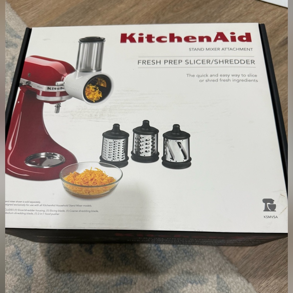 Brand New KitchenAid Fredh Prep Slicer/shredder